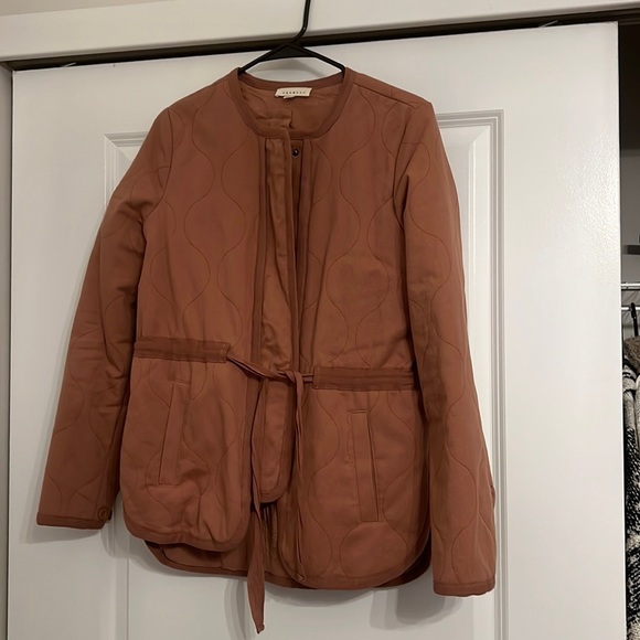 Vici raspberry shacket - Picture 1 of 4